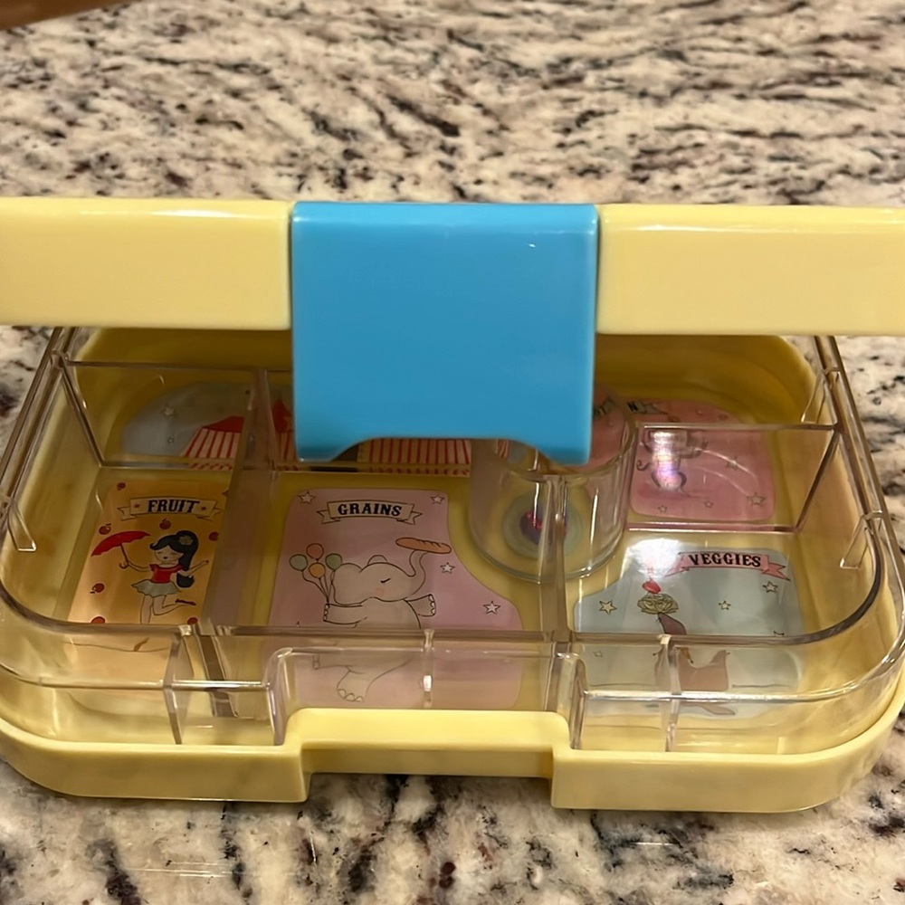 Yumbox